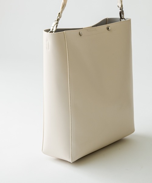 mystic(ミスティック)の「ベルトハンドルステッチトート(ショルダーバッグ・レディース・ブラック/アイボリー・ONE SIZE)」の12枚目の写真