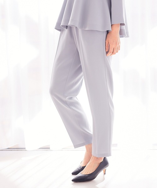 abahouse mavie（アバハウスマヴィ）の「ドライタッチサテンパンツ（その他パンツ・レディース・グレイッシュブルー/ネイビー/ブラック・36/38）」の13枚目の写真