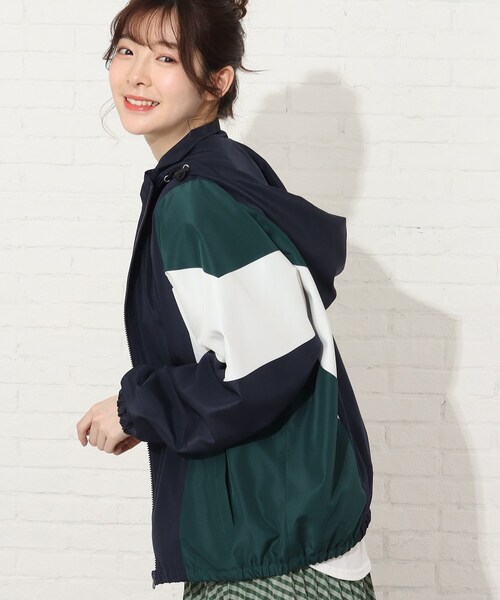 Cutie Blonde（キューティーブロンド）の「◆【S-L】コーデのアクセントに！カラー配色ブルゾン（ブルゾン・レディース・ブルー系4/ベージュ系4/ピンク系9/ネイビー系4・01/02/03）」の22枚目の写真