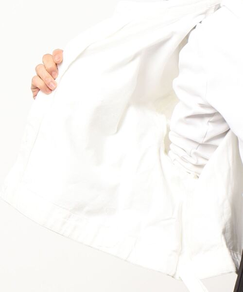 MOUSSY(マウジー)の「DENIM FRILLED ブラウス(シャツ/ブラウス・レディース・ホワイト/ブラック/ワンウォッシュ・FREE)」の11枚目の写真