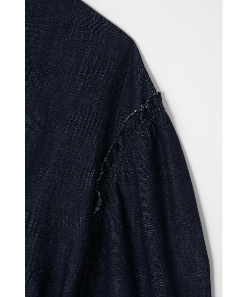 MOUSSY(マウジー)の「DENIM FRILLED ブラウス(シャツ/ブラウス・レディース・ホワイト/ブラック/ワンウォッシュ・FREE)」の13枚目の写真