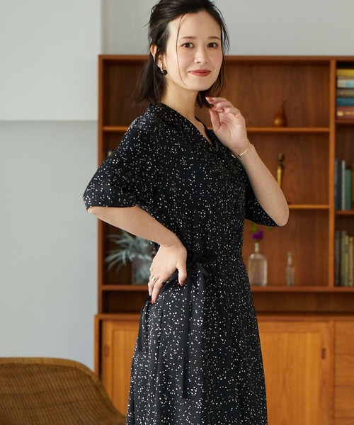 Jines(ジネス)の「【WEB限定/一部店舗】ドット柄開襟ワンピース(ワンピース・レディース・アイボリー/ブラック・FREE)」の10枚目の写真