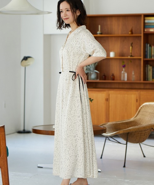 Jines(ジネス)の「【WEB限定/一部店舗】ドット柄開襟ワンピース(ワンピース・レディース・アイボリー/ブラック・FREE)」の4枚目の写真
