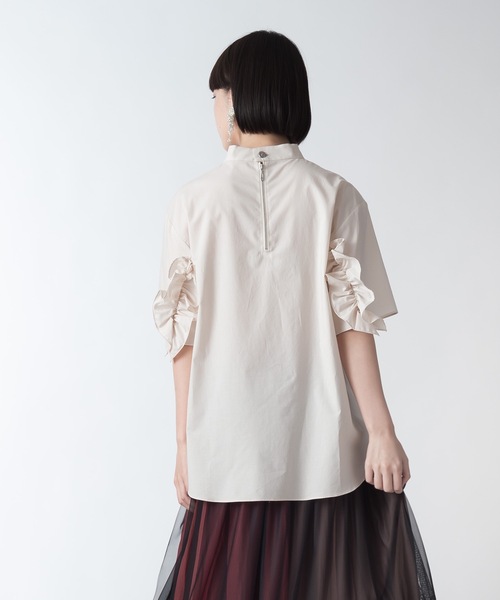 La SRIC（ラスリック）の「La SRIC / 半袖バックフリルBL（シャツ/ブラウス・レディース・ライトブルー/ベージュ/オフホワイト・38）」の8枚目の写真