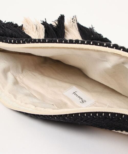 OUVRAGE CLASSE（ウヴラージュクラス）の「【Swaraj/スワラージ】クラッチバック（クラッチバッグ・レディース・ブラック/ゴールド・FREE）」の3枚目の写真