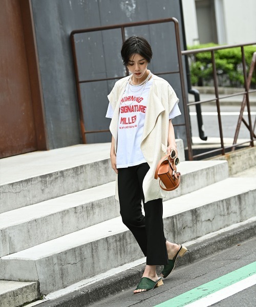 marjour(マージュール)の「CENTER PRESS PANTS(スラックス・レディース・ブラック/ピンク・M/L)」の3枚目の写真