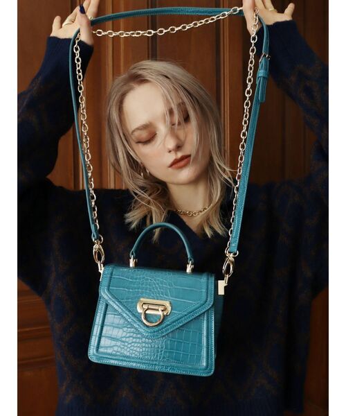 EVRIS(エヴリス)の「クロコライクハンドバッグ(ハンドバッグ・レディース・ブラック/パープル/ブラウン/ブルー・FREE)」の5枚目の写真