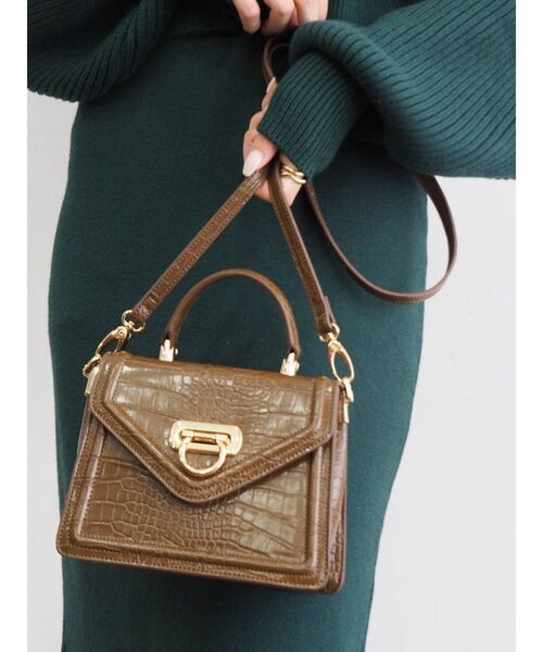 EVRIS(エヴリス)の「クロコライクハンドバッグ(ハンドバッグ・レディース・ブラック/パープル/ブラウン/ブルー・FREE)」の9枚目の写真