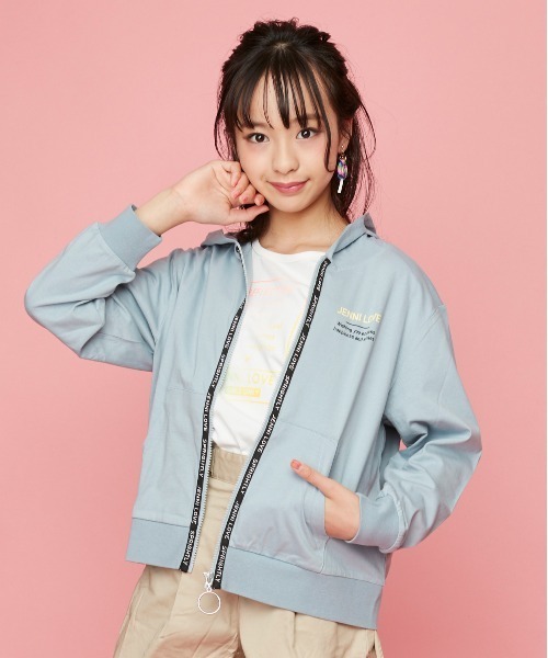 JENNI love（ジェニィラブ）の「接触冷感ロゴZIPパーカー