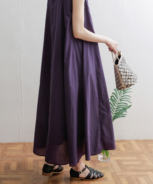 URBAN RESEARCH DOORS（アーバンリサーチドアーズ）の「コットンAラインノースリーブワンピース（ワンピース・レディース・パープル/ネイビー/グリーン・MEDIUM）」の11枚目の写真