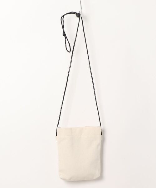 Lee（リー）の「【Lee】ポーチショルダーバッグ（ショルダーバッグ・レディース・ベージュ/サックスブルー/ブラック×ホワイト・ONE SIZE）」の5枚目の写真