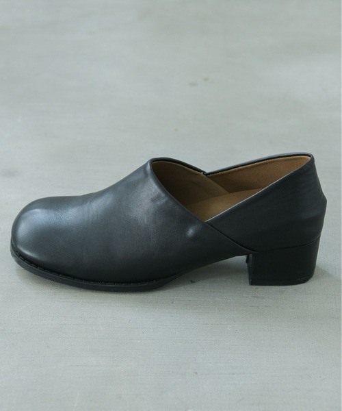 NEUNA（ヌナ）の「【毎日履いても靴擦れしない！】【ふかふかソール！】２WAYラウンドローファー/バブーシュ（ローファー・レディース・ブラック・SMALL/MEDIUM/LARGE）」の4枚目の写真