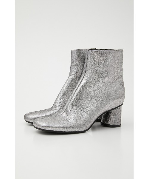 SLY(スライ)の「MINIMAL ROUND TOE BOOTS ミニマル ラウンドトゥ ブーツ(ブーツ・レディース・ブラック/シルバー・SMALL/MEDIUM/LARGE)」の10枚目の写真