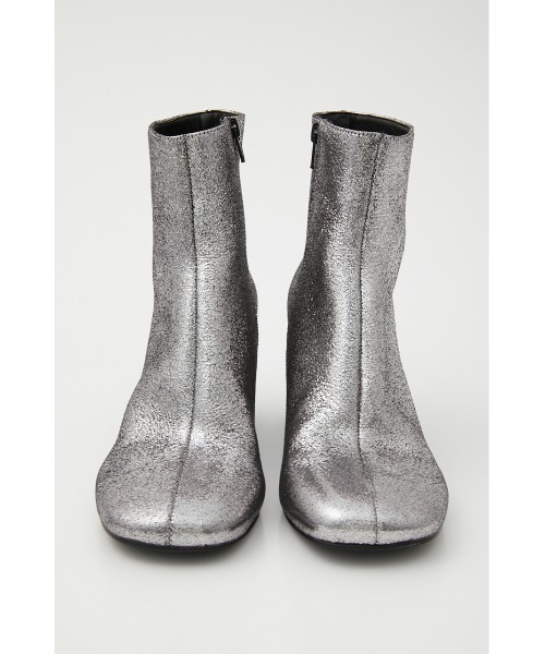 SLY(スライ)の「MINIMAL ROUND TOE BOOTS ミニマル ラウンドトゥ ブーツ(ブーツ・レディース・ブラック/シルバー・SMALL/MEDIUM/LARGE)」の12枚目の写真