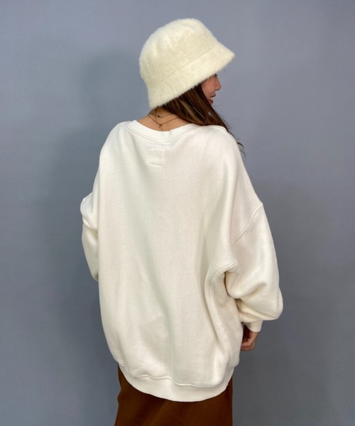 BILLABONG（ビラボン）の「BILLABONG/ビラボン  ビッグシルエット/オーバーサイズ/無地ワンポイントロゴスウェット  BC014-003（スウェット・レディース・ホワイト/ブラック・M/L）」の4枚目の写真