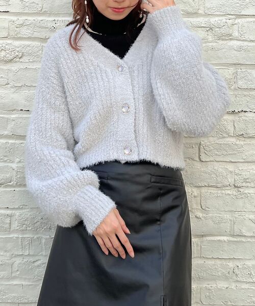 MAJESTIC LEGON（マジェスティックレゴン）の「ふわもちモールニットカーディガン（カーディガン/ボレロ・レディース・ブラウン/グレー/アイボリー/ピンクベージュ/チャコールグレー・MEDIUM）」の17枚目の写真