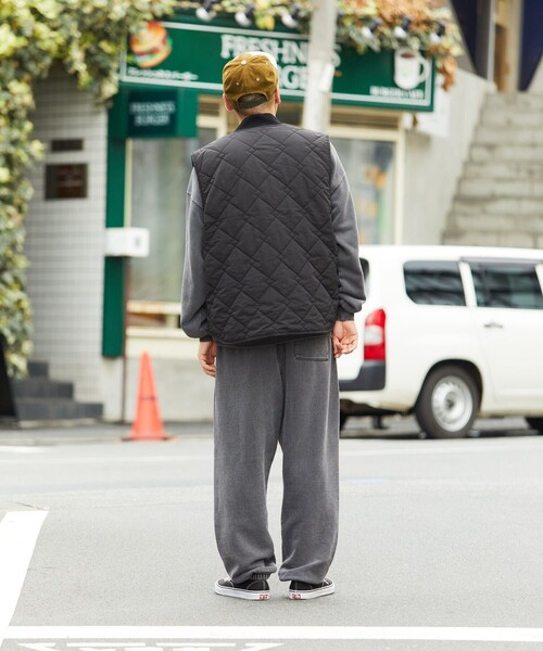 HINSON(ヒンソン)の「HINSON/ヒンソン ランダムワッペン 中綿ベスト(ベスト・メンズ・オリーブ/ブラック・LARGE/MEDIUM)」の9枚目の写真