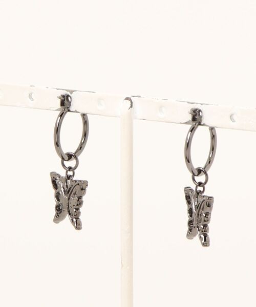 ANNA SUI（アナスイ）の「蝶モチーフ フープピアス（ピアス（両耳用