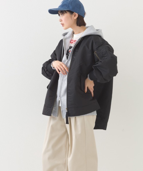 OMNES（オムネス）の「ナイロンAライン裾ボリュームブルゾン（ブルゾン・レディース・カーキ/ブラック・FREE）」の19枚目の写真