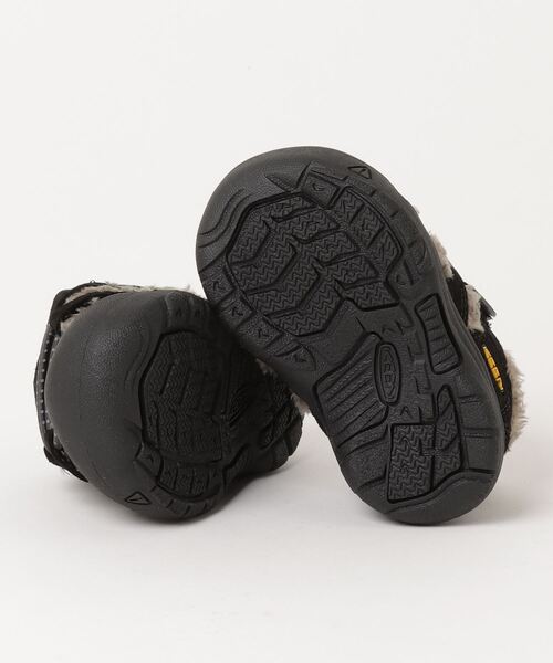 KEEN（キーン）の「NEWPORT SHOE / ニューポート シュー ★Collaboration with《THE PARK SHOP》 / キッズ スニーカー（スニーカー・キッズ・ブラック×ベージュ・11.5cm/12.5cm/13.5cm/14.5cm）」の3枚目の写真