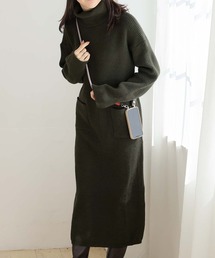 タートルネックロングリブニットワンピース