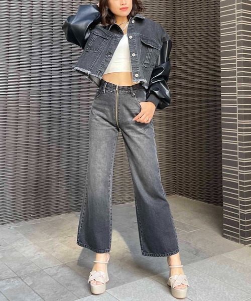 SPIRALGIRL（スパイラルガール）の「デザインステッチストラップサンダル（サンダル・レディース・ブラック/ホワイト/ベージュ・MEDIUM/LARGE）」の5枚目の写真