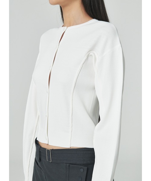 LOW CLASSIC(ロウ クラシック)の「ROUND SLEEVE KNIT CARDIGAN(カーディガン/ボレロ・レディース・ホワイト・S)」の2枚目の写真