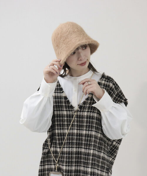 fredy emue（フレディエミュ）の「フェザーバケハ（ハット・レディース・キャメル/クリーム/ブラック・FREE）」の8枚目の写真