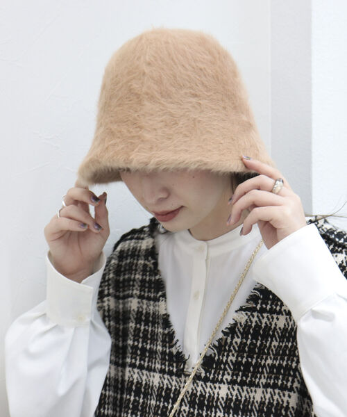 fredy emue（フレディエミュ）の「フェザーバケハ（ハット・レディース・キャメル/クリーム/ブラック・FREE）」の11枚目の写真