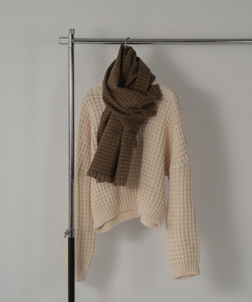 lawgy（ラウジー）の「houndstooth compact muffler（マフラー）」 WEAR