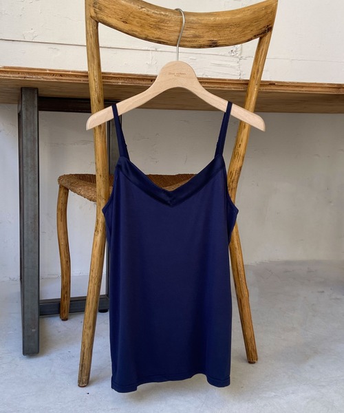 Doux archives(ドゥアルシーヴ)の「サテン切替キャミソール(キャミソール・レディース・ネイビー/ブラック/オフホワイト・FREE)」の3枚目の写真