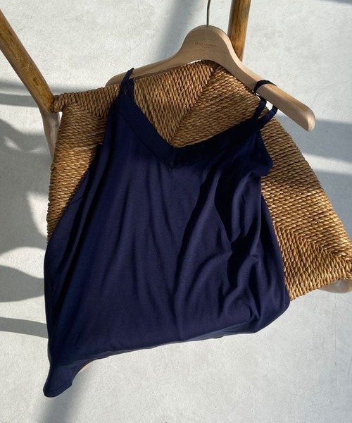 Doux archives(ドゥアルシーヴ)の「サテン切替キャミソール(キャミソール・レディース・ネイビー/ブラック/オフホワイト・FREE)」の11枚目の写真
