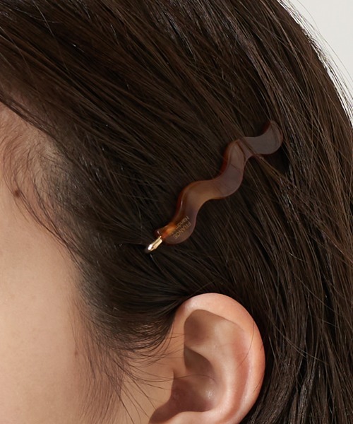 Chico(チコ)の「【2023SS】うねうねクリアピン(ヘアピン・レディース・アイボリー/グリーン/ブラウン・FREE)」の5枚目の写真