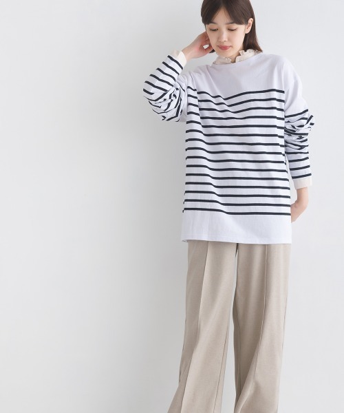 OMNES(オムネス)の「パネルボーダーコットン長袖Tシャツ(Tシャツ/カットソー・レディース・ホワイト×ブルー/ホワイト×ブラック/ネイビー×ホワイト/ホワイト×グリーン/グレー系その他/ホワイト系その他・FREE)」の10枚目の写真