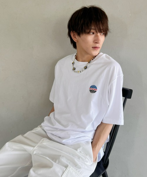 Paragraph（パラグラフ）の「Paragraph(パラグラフ)/Earth Print T-shirt/サークル アース ロゴ バックプリント オーバーサイズ 無地 コットン Tシャツ（Tシャツ/カットソー・レディース・パープル/ホワイト/チャコールグレー/グレー・FREE）」の13枚目の写真