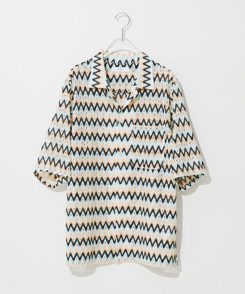 B.C STOCK(ベーセーストック)の「VARIOUS 総柄レースメッシュシャツ(シャツ/ブラウス・メンズ・ベージュ/ネイビー/イエロー・MEDIUM/LARGE)」の3枚目の写真