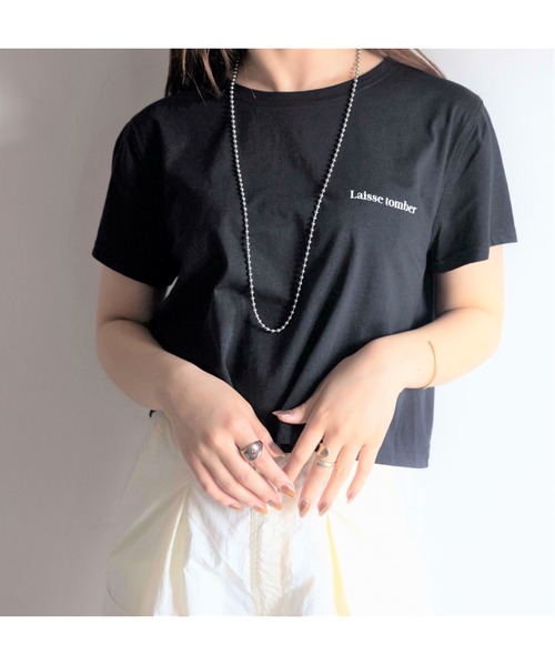 Yucca（ユッカ）の「ショート丈ロゴTシャツ　（MEKKE　低身長向け）（Tシャツ/カットソー・レディース・オフホワイト/ライトイエロー/ブラック・FREE）」の21枚目の写真