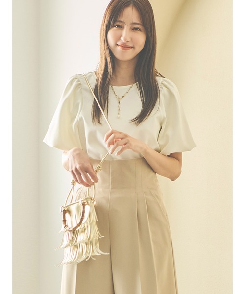 Te chichi（テチチ）の「【スタイル美人カットソー】ボリュームバルーンスリーブカットソー（Tシャツ/カットソー・レディース・オフホワイト/グリーン/ブラック・ﾌﾘ-）」の2枚目の写真