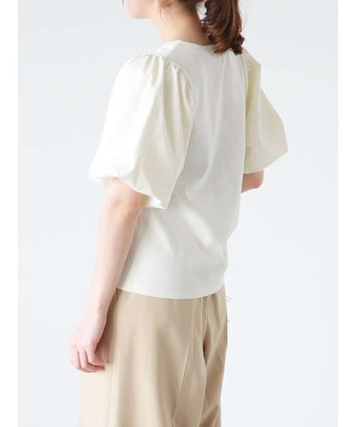 Te chichi（テチチ）の「【スタイル美人カットソー】ボリュームバルーンスリーブカットソー（Tシャツ/カットソー・レディース・オフホワイト/グリーン/ブラック・ﾌﾘ-）」の16枚目の写真