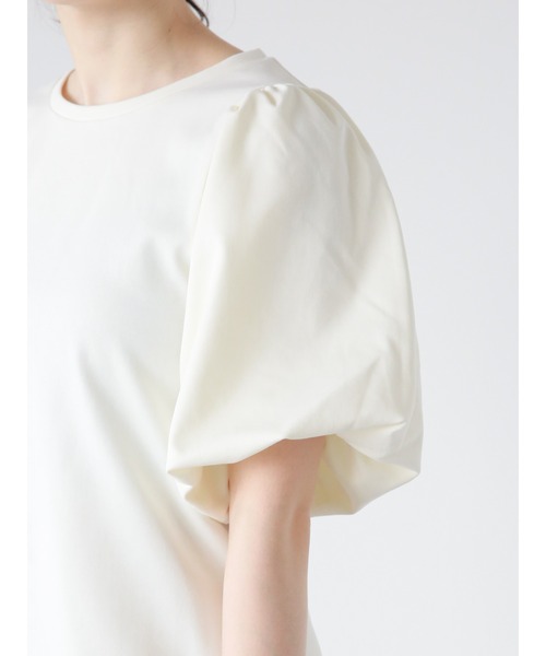 Te chichi（テチチ）の「【スタイル美人カットソー】ボリュームバルーンスリーブカットソー（Tシャツ/カットソー・レディース・オフホワイト/グリーン/ブラック・ﾌﾘ-）」の19枚目の写真