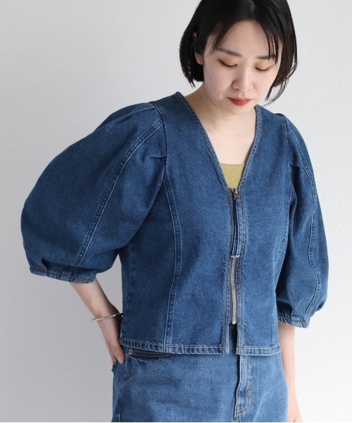 cepo（セポ）の「ライトデニム ボリュームスリーブジャケット　セットアップ可能（デニムジャケット・レディース・ブルー系2/ブルー系3・M）」の2枚目の写真