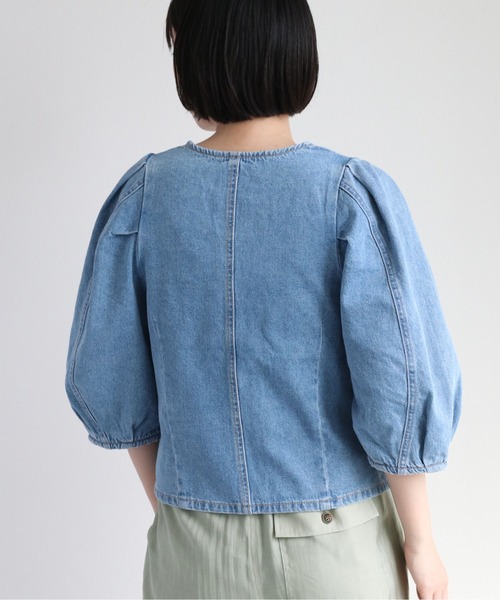 cepo（セポ）の「ライトデニム ボリュームスリーブジャケット　セットアップ可能（デニムジャケット・レディース・ブルー系2/ブルー系3・M）」の5枚目の写真