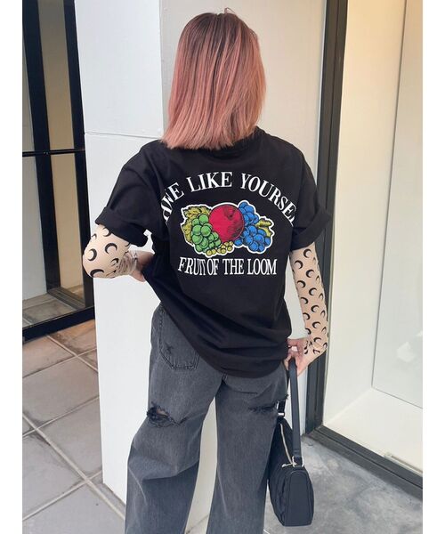 FRUIT OF THE LOOM（フルーツオブザルーム）の「【10周年記念】FRUIT OF THE LOOM コラボＴシャツ（Tシャツ/カットソー・レディース・ホワイト/ブラック・FREE）」の5枚目の写真