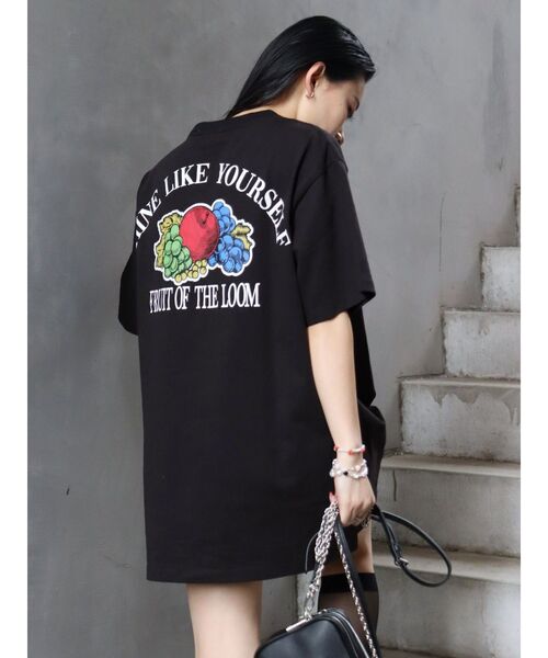 FRUIT OF THE LOOM（フルーツオブザルーム）の「【10周年記念】FRUIT OF THE LOOM コラボＴシャツ（Tシャツ/カットソー・レディース・ホワイト/ブラック・FREE）」の10枚目の写真