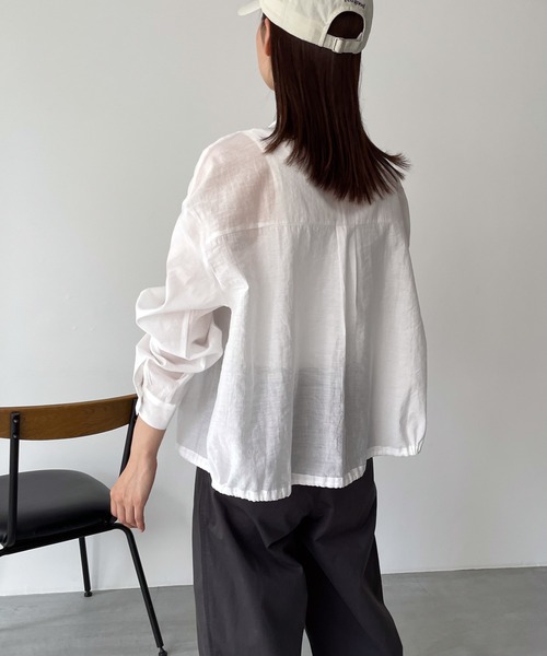 CANAL JEAN(キャナルジーン)の「El mar(エルマール) ノーカラードローストリングシャツ(シャツ/ブラウス・レディース・ブラック/ホワイト/ベージュ・ONE SIZE)」の5枚目の写真