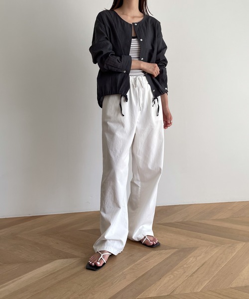 CANAL JEAN(キャナルジーン)の「El mar(エルマール) ノーカラードローストリングシャツ(シャツ/ブラウス・レディース・ブラック/ホワイト/ベージュ・ONE SIZE)」の10枚目の写真