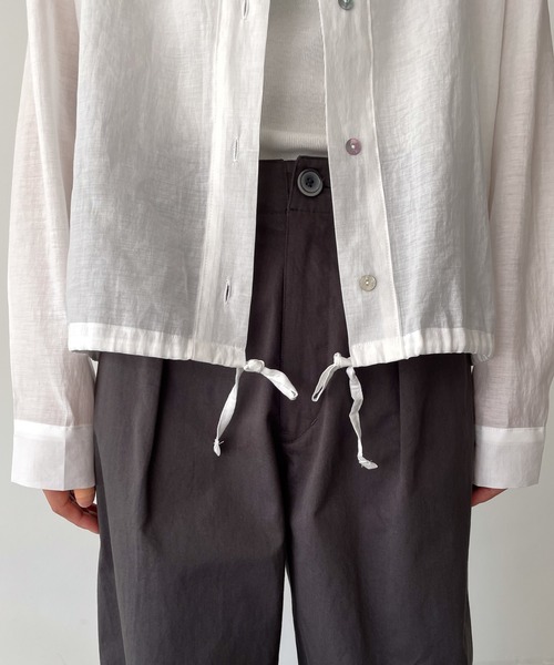 CANAL JEAN(キャナルジーン)の「El mar(エルマール) ノーカラードローストリングシャツ(シャツ/ブラウス・レディース・ブラック/ホワイト/ベージュ・ONE SIZE)」の20枚目の写真