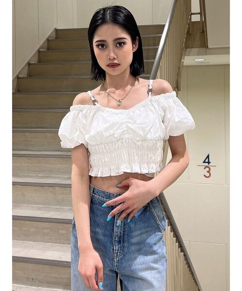 GYDA（ジェイダ）の「GGチャームオフショルパフスリーブブラウス（シャツ/ブラウス・レディース・ブラック/ネイビー/オフホワイト・FREE）」の21枚目の写真