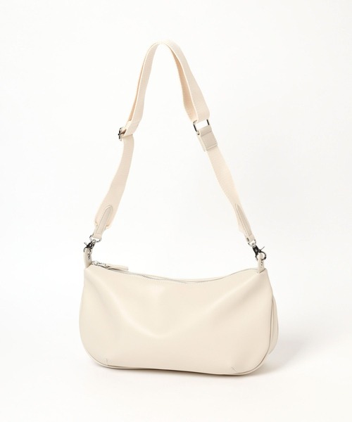 LEPSIM（レプシィム）の「クロワッサン2WAYバッグ　967366（ショルダーバッグ・レディース・ブラック/アイボリー/ベージュ・ONE SIZE）」の16枚目の写真