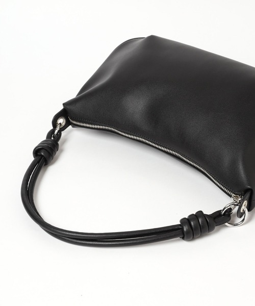 LEPSIM（レプシィム）の「クロワッサン2WAYバッグ　967366（ショルダーバッグ・レディース・ブラック/アイボリー/ベージュ・ONE SIZE）」の22枚目の写真